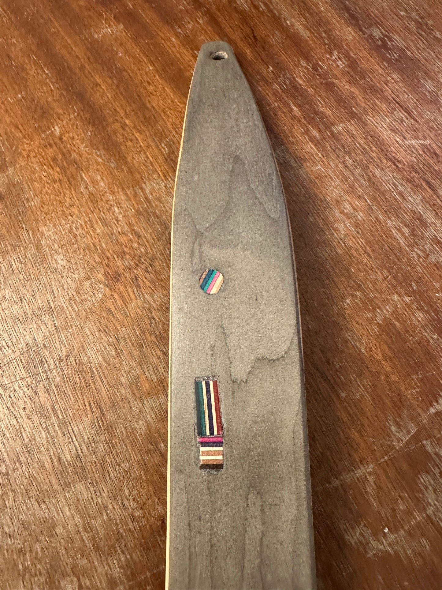 Shoehorn upcycled skateboard