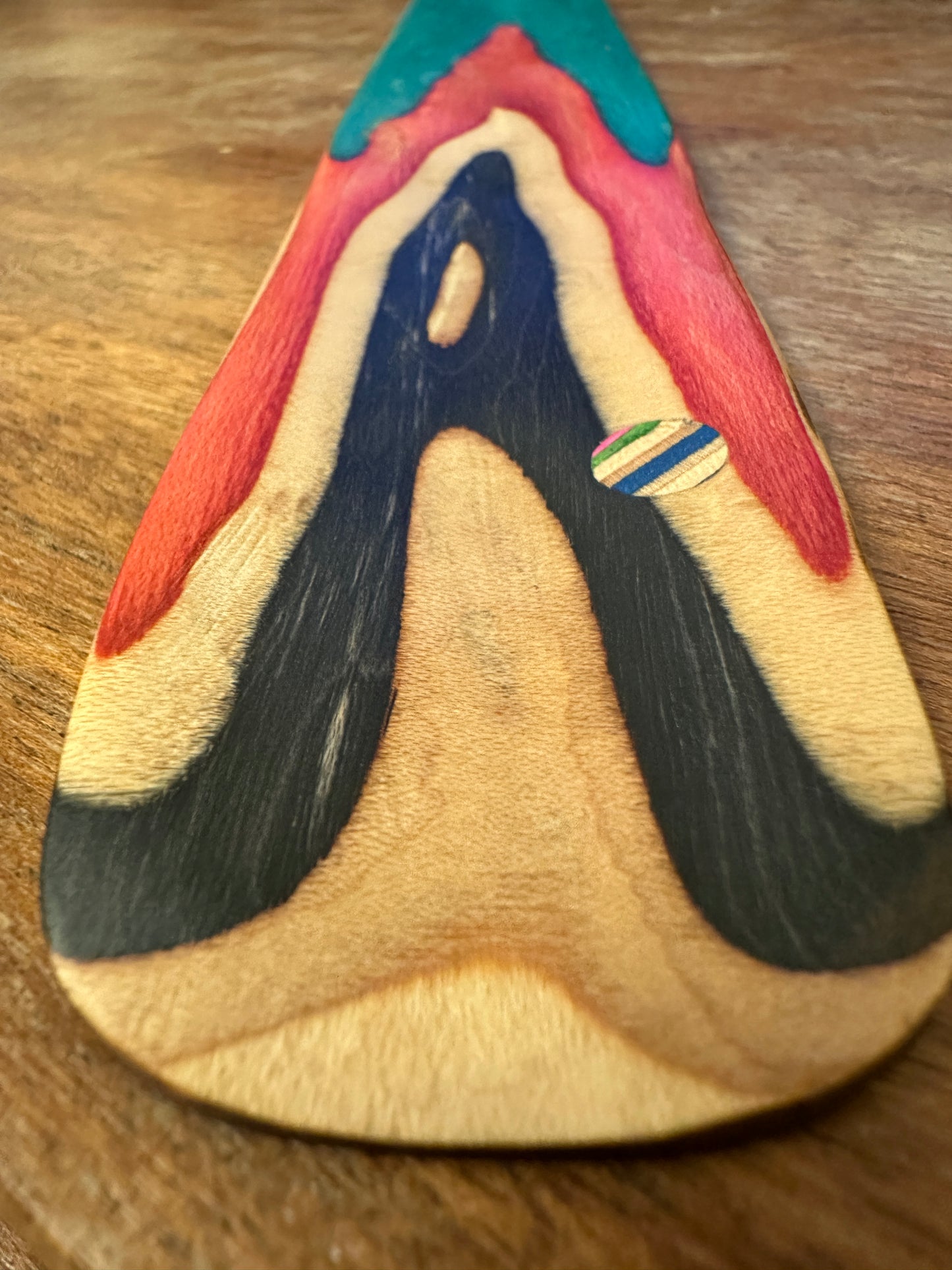 Shoehorn upcycled skateboard