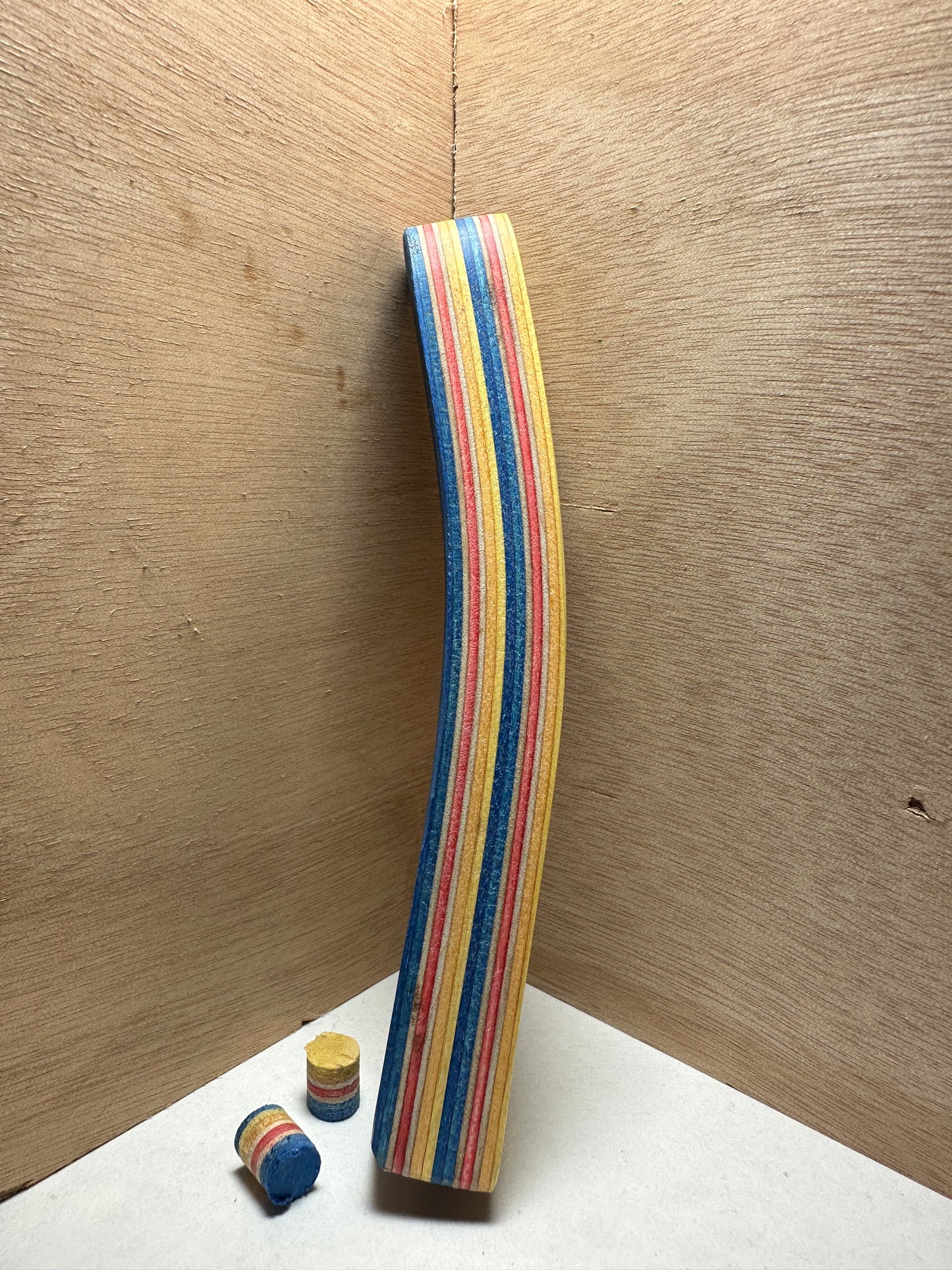 A Door hook that’s made from upcycled skateboard.
