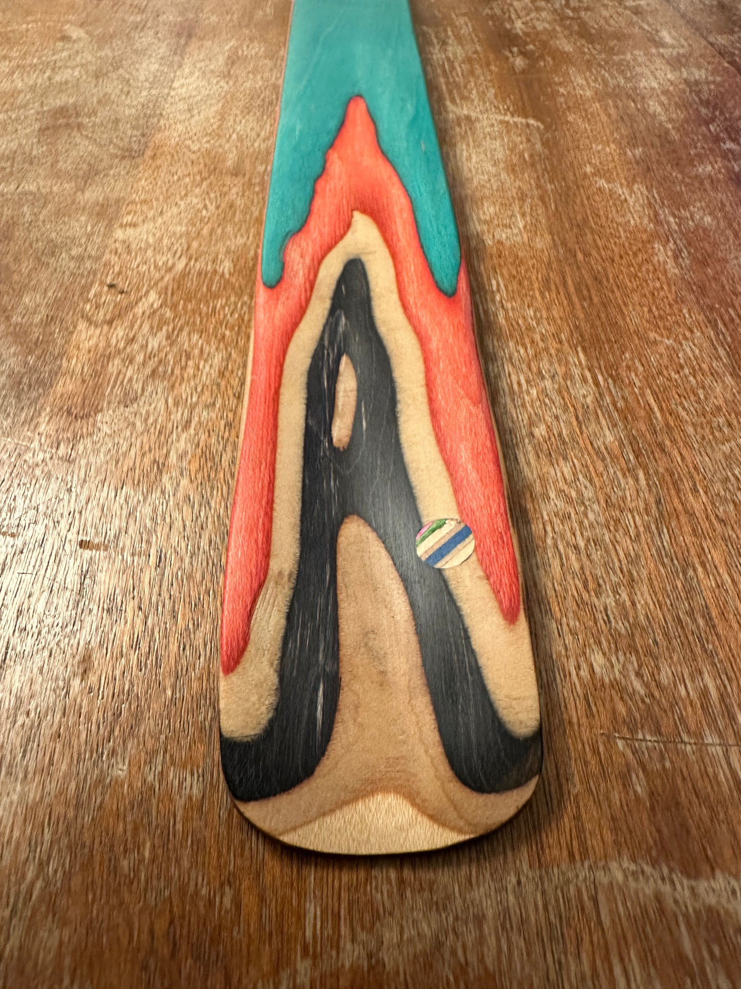 Shoehorn upcycled skateboard